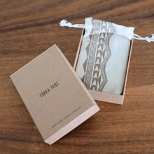 Load image into Gallery viewer, Shaka Tribe Manu Magnetic Wallet Stand - Tan