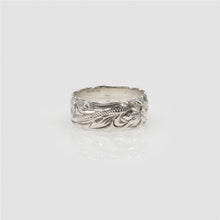 Load image into Gallery viewer, 92.5 Sterling Silver Isla 8mm Plumeria &amp; Scroll Cut Out Ring
