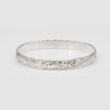 Load image into Gallery viewer, 92.5 Sterling Silver 8mm Chamorrita Plumeria and Scroll Bangle