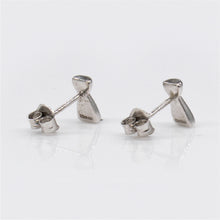 Load image into Gallery viewer, 92.5 Sterling Silver Latte Stone Pierced Earring
