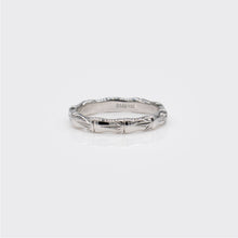 Load image into Gallery viewer, 92.5 Sterling Silver Rosa 5mm Bamboo Design Ring
